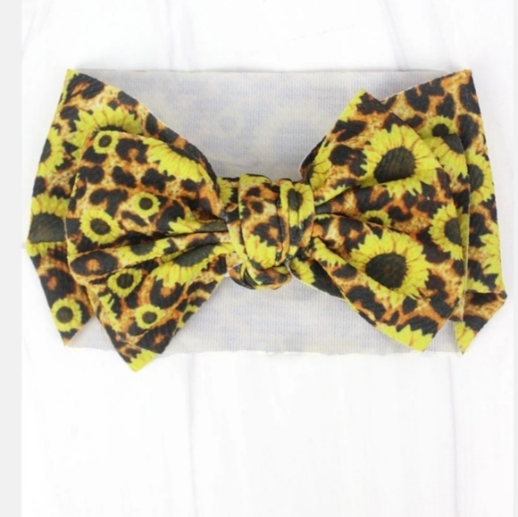 Baby girl bows!! - Picture 6 of 10